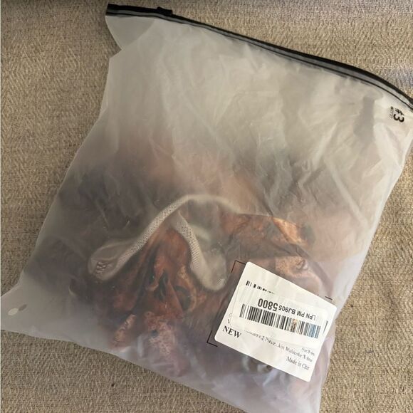 Amazon Halter Neck/ Skirt set Sz XS - Picture 5 of 5